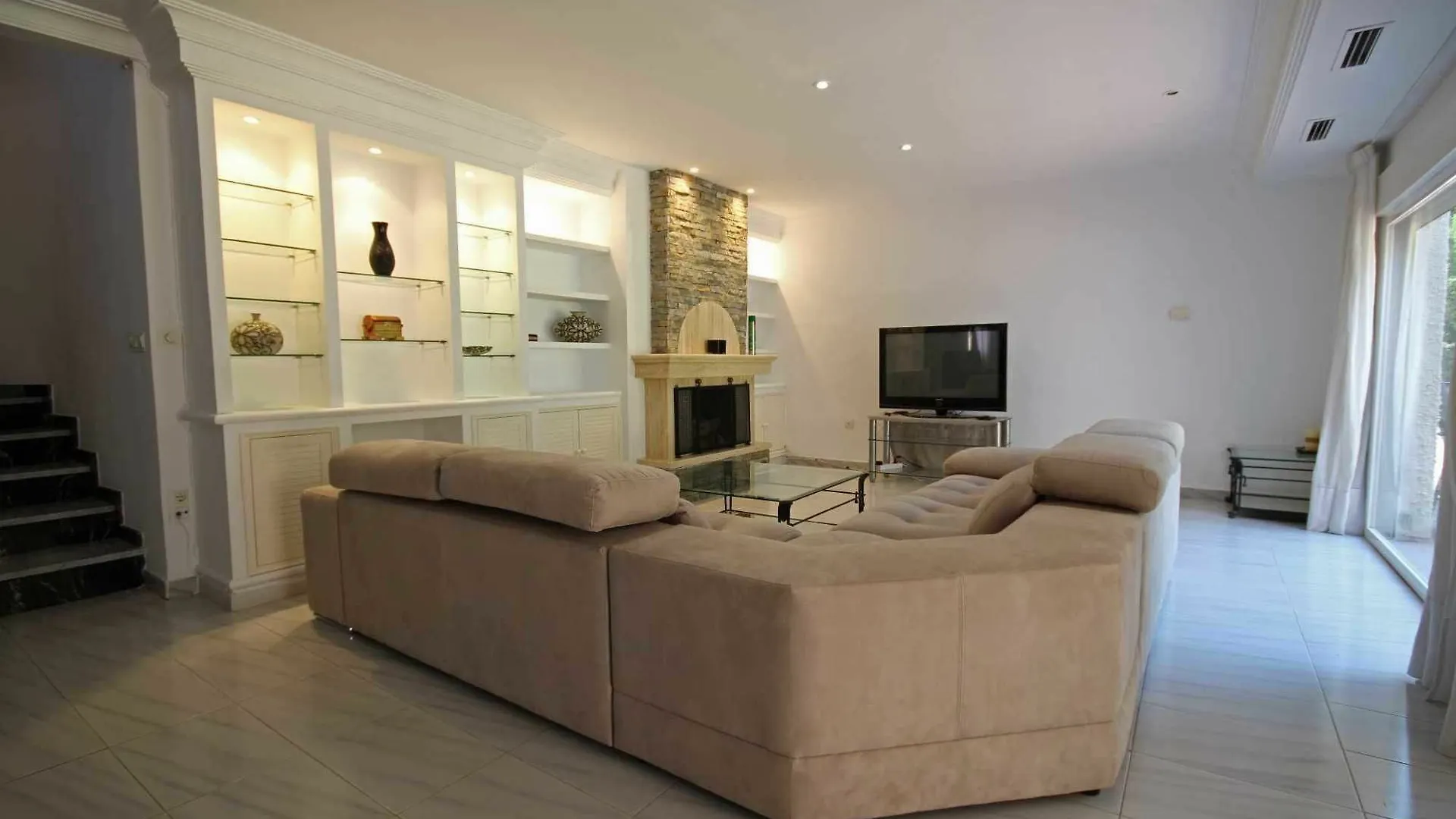 Camaleon Grupalmalaga Apartment Spain
