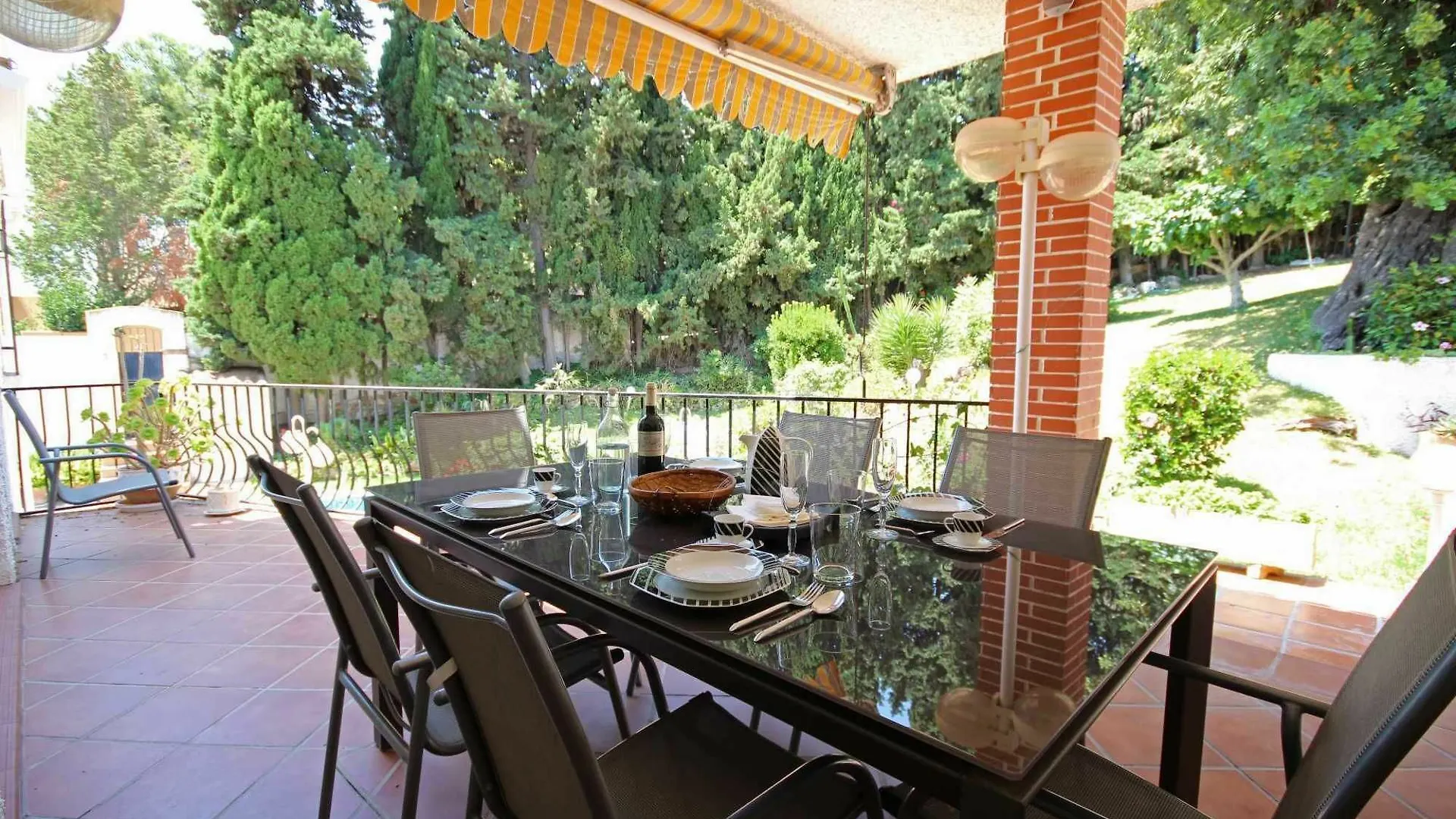 Camaleon Grupalmalaga Apartment Spain
